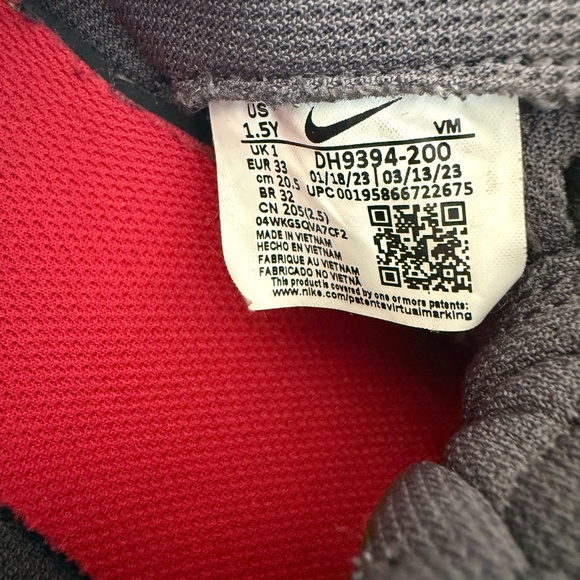 Nike Big Kids Air Max INTRLK Lite Casual Sneakers‎ from Finish Line Size 1,5Y - Picture 8 of 8